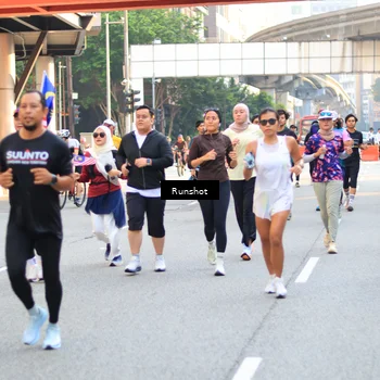 Runner Photo 4951006
