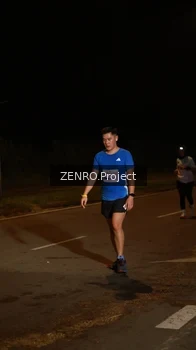 Runner Photo 4952475