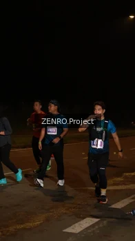 Runner Photo 4952659