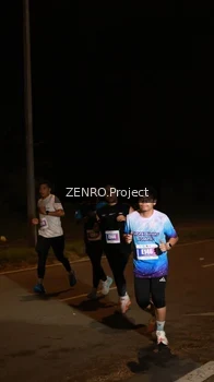 Runner Photo 4952715