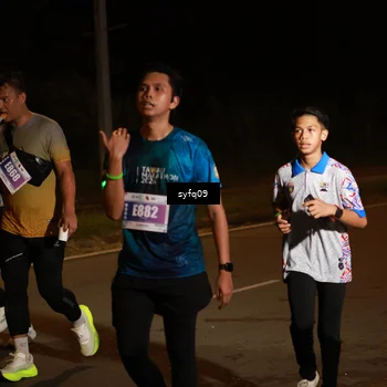 Runner Photo 4953214