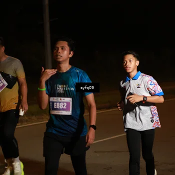 Runner Photo 4953215