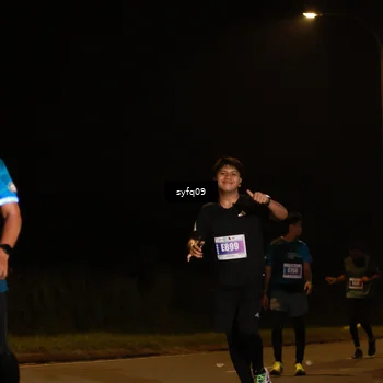 Runner Photo 4953273