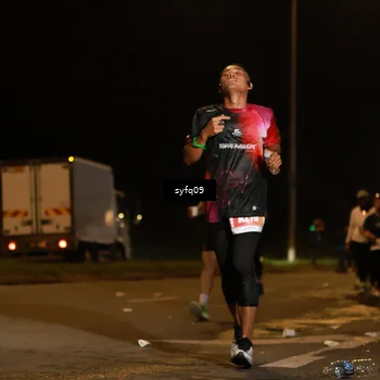 Runner Photo 4953390