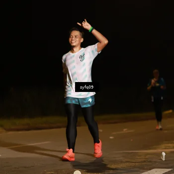 Runner Photo 4953449