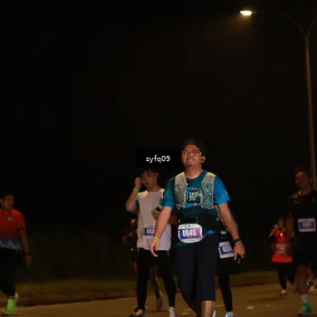 Runner Photo 4953625