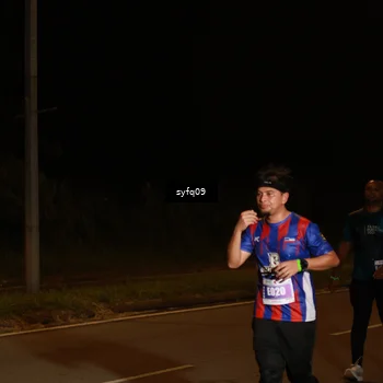 Runner Photo 4953654