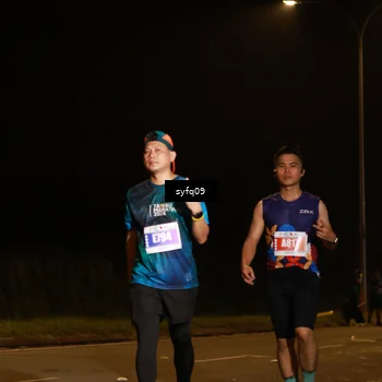 Runner Photo 4953666