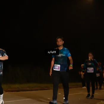 Runner Photo 4953674