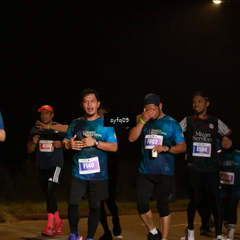 Runner Photo 4953676