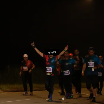 Runner Photo 4953679