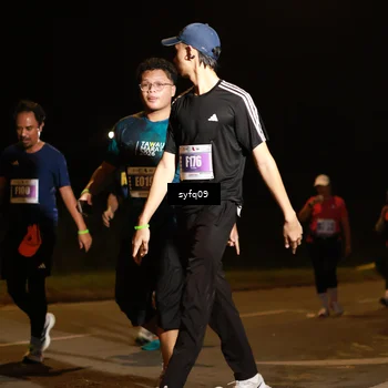 Runner Photo 4953703