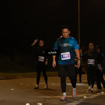 Runner Photo 4953713