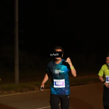 Runner Photo 4953763