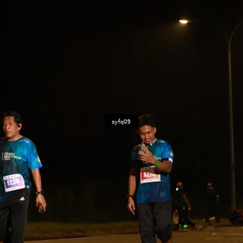 Runner Photo 4953765