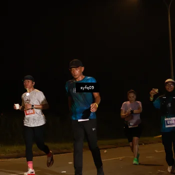 Runner Photo 4953850