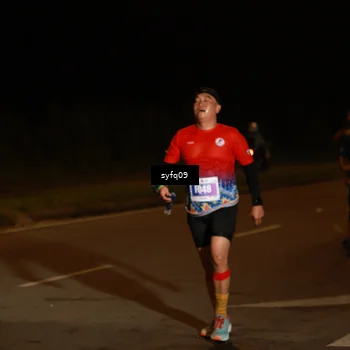 Runner Photo 4953885