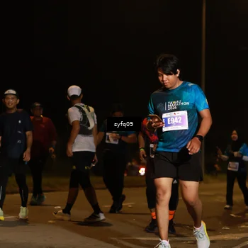 Runner Photo 4953923