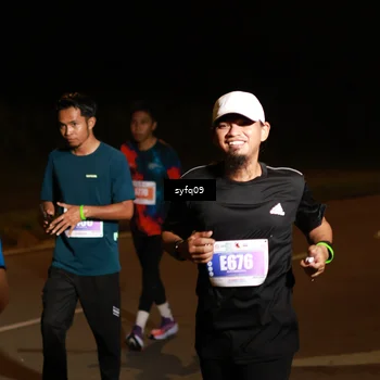 Runner Photo 4954054