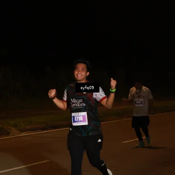 Runner Photo 4954108