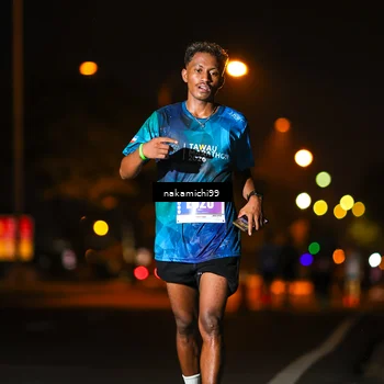 Runner Photo 4954719