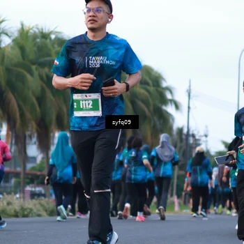 Runner Photo 4954800