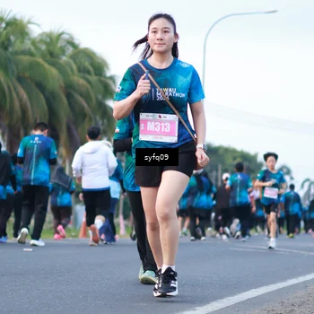 Runner Photo 4954946