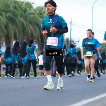Runner Photo 4954949