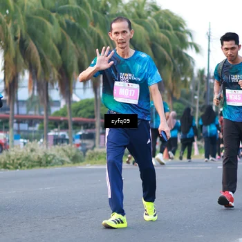 Runner Photo 4955060