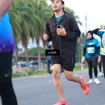 Runner Photo 4955100