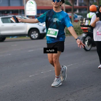Runner Photo 4955391
