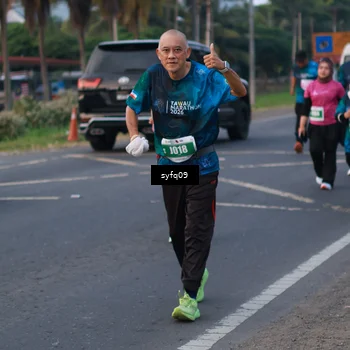 Runner Photo 4955463