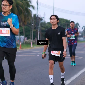 Runner Photo 4955793