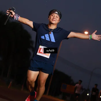 Runner Photo 4956179
