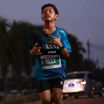 Runner Photo 4956295
