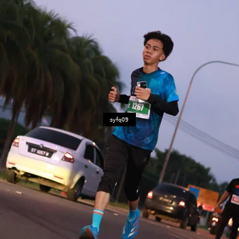 Runner Photo 4956374