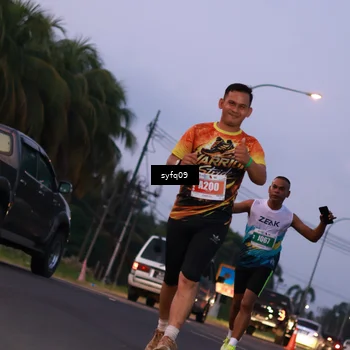 Runner Photo 4956379