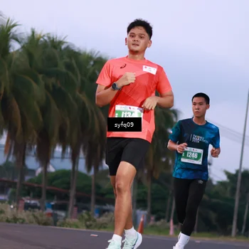 Runner Photo 4956399