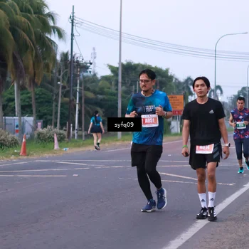 Runner Photo 4956425