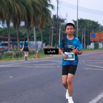 Runner Photo 4956429