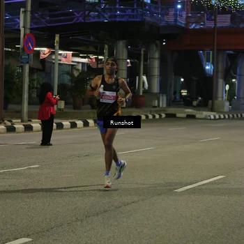Runner Photo 4956576