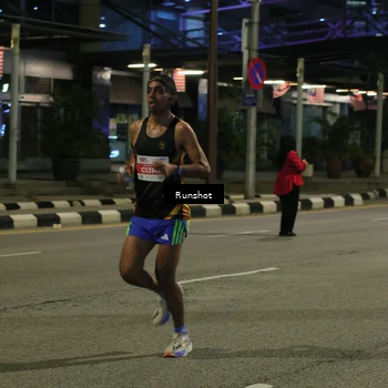 Runner Photo 4956584