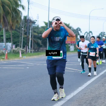Runner Photo 4956652