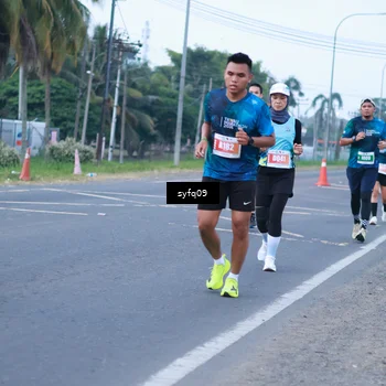 Runner Photo 4956654
