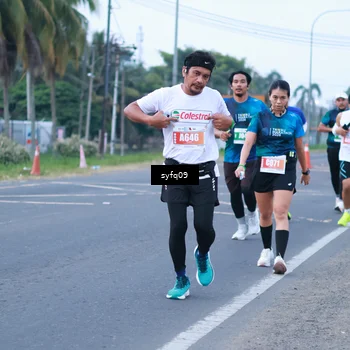 Runner Photo 4956659