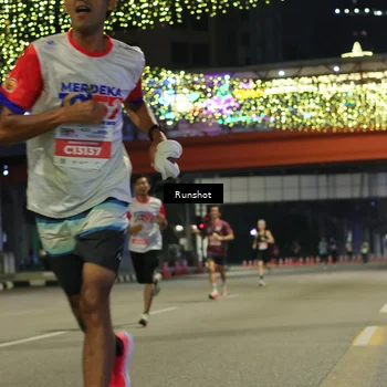 Runner Photo 4956673
