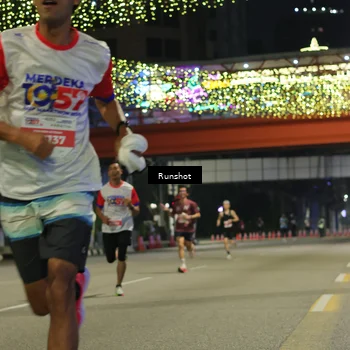 Runner Photo 4956676