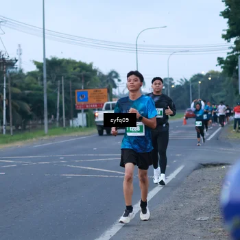 Runner Photo 4956698