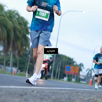 Runner Photo 4956763