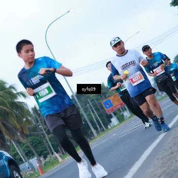 Runner Photo 4956799